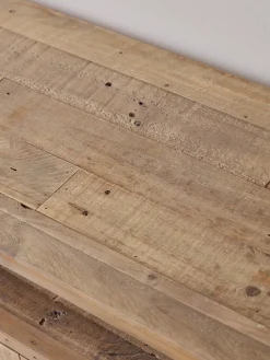 Cox & Cox Media Units<Astoria Media Unit