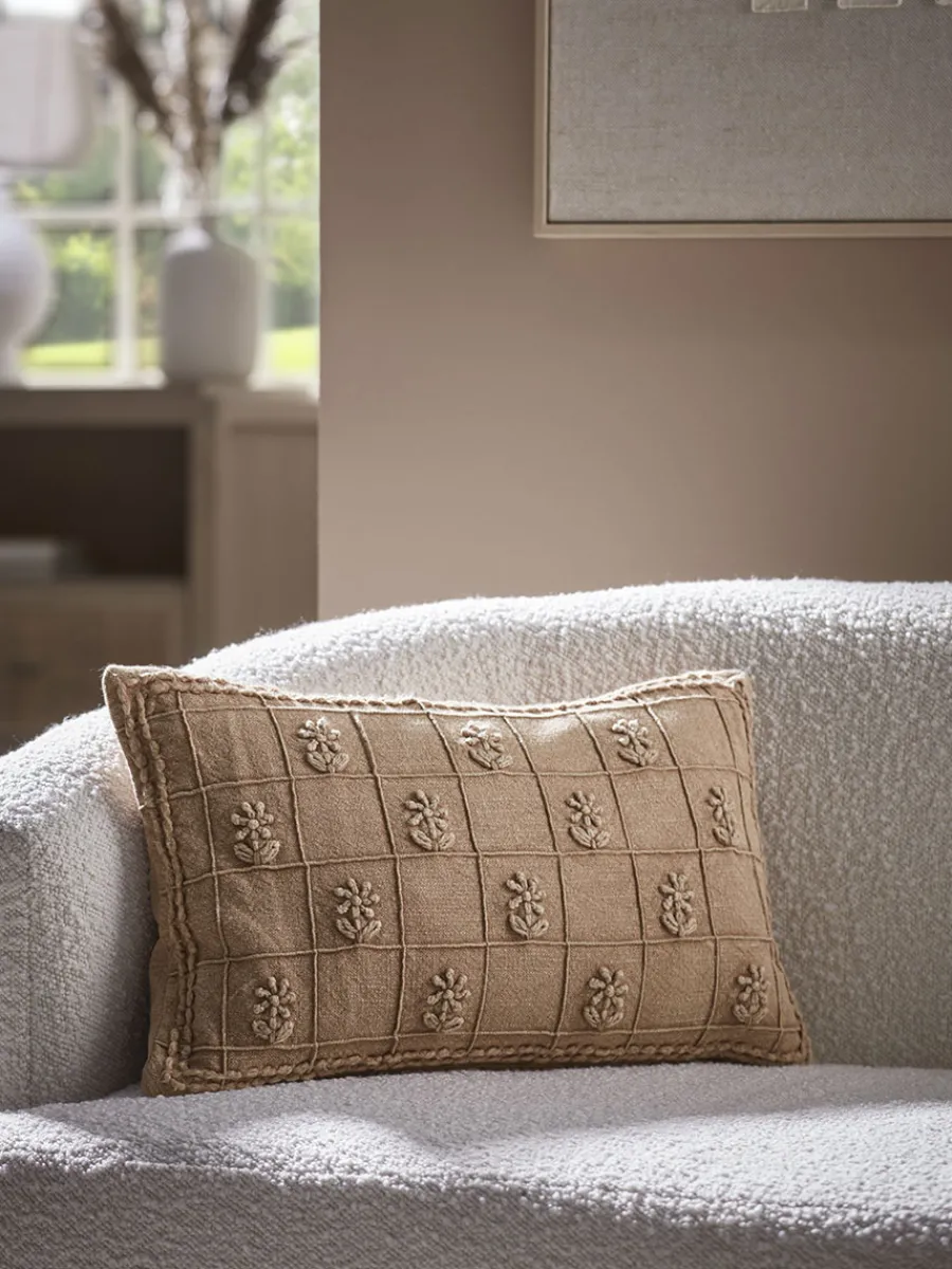 Cox & Cox Cushions|Cushions<Auricula Cushion