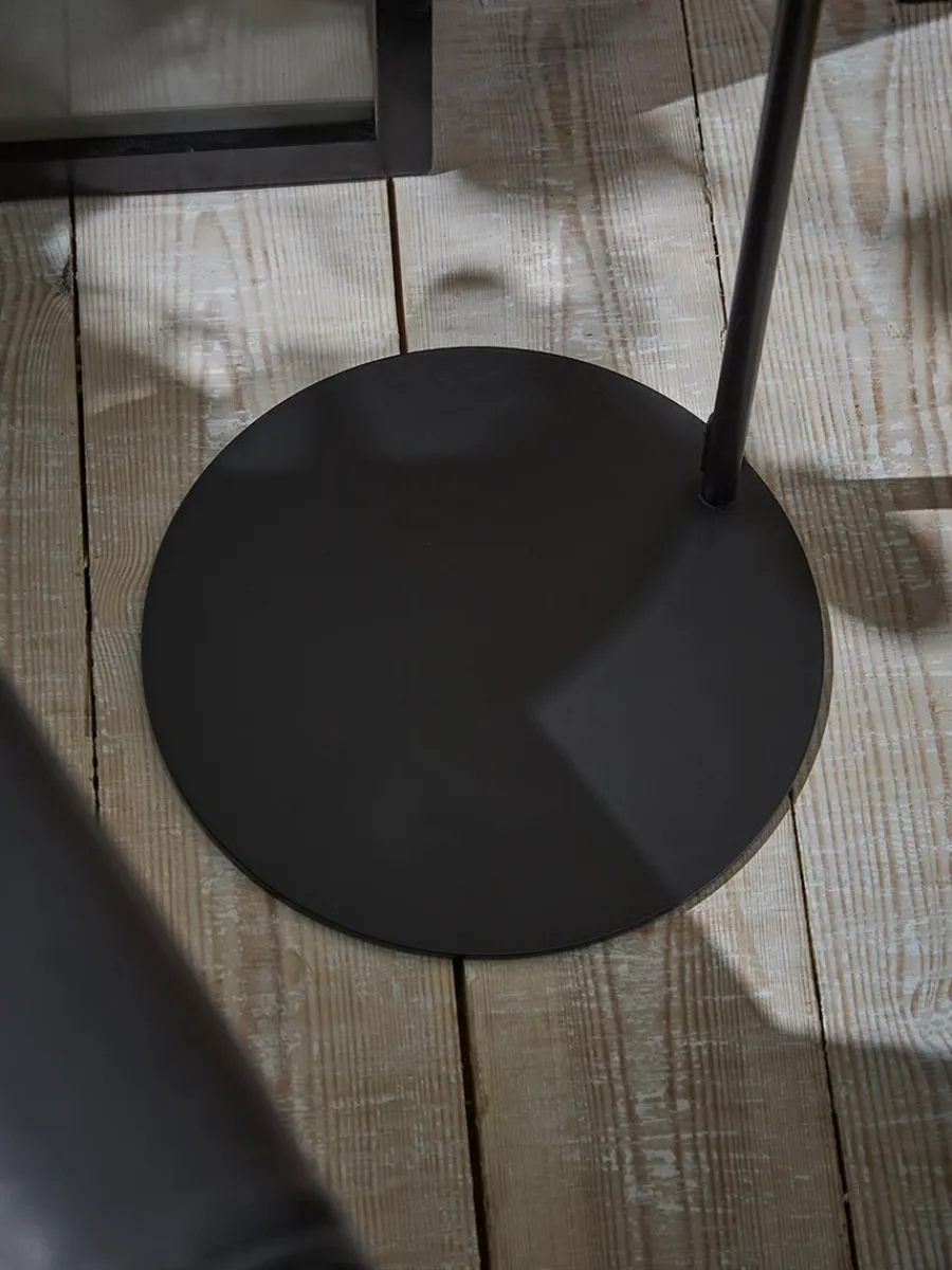 Cox & Cox Floor Lamps<Bell Floor Lamp - Black