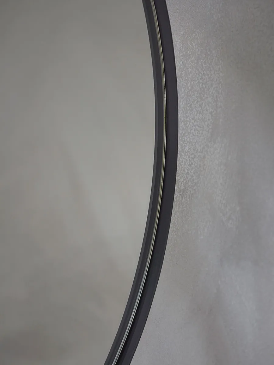 Cox & Cox Round Mirrors|Wall Mirrors<Black Slim Frame Round Mirror - Extra Large