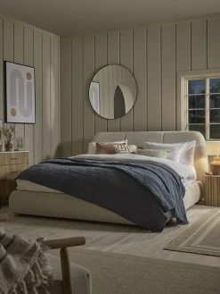 Cox & Cox Beds, Headboards & Mattresses<Boucle Bed - King Size