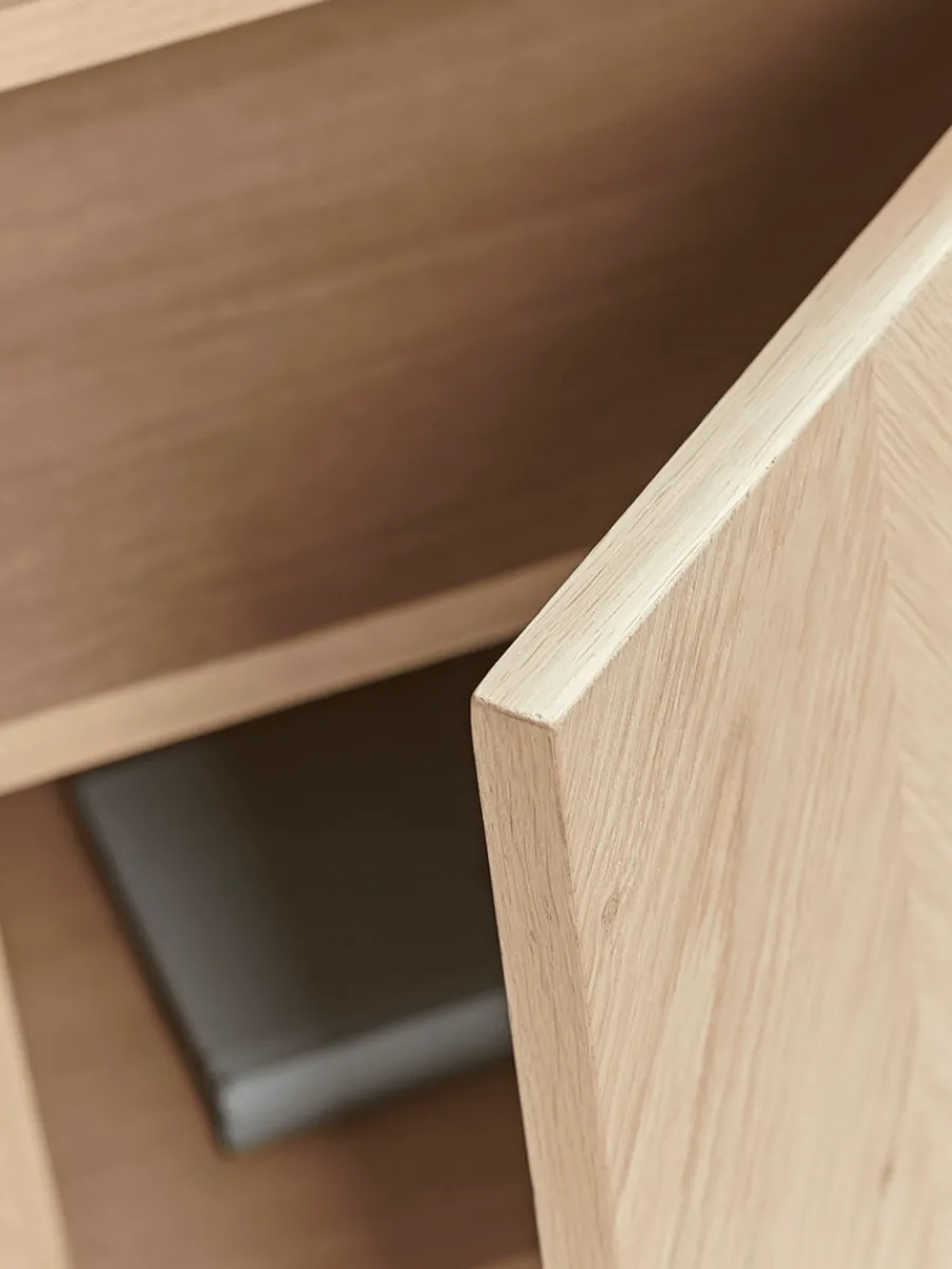 Cox & Cox Cabinets<Chevron Oak Display Unit