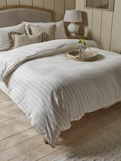 Cox & Cox Bedding|Bedding<Cotton Double Duvet Cover Set - Chevron Stripe