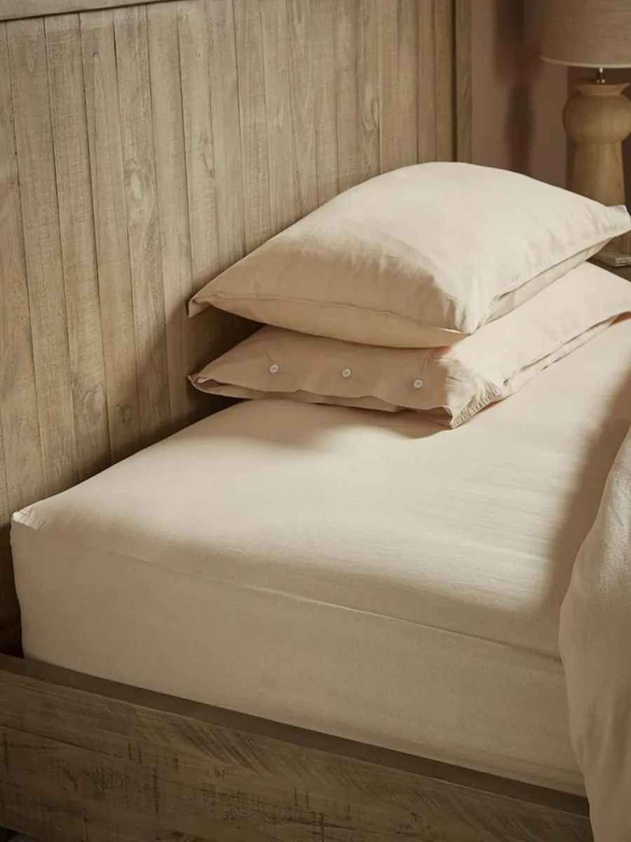 Cox & Cox Bedding|Bedding<Cotton King Fitted Sheet- Flax