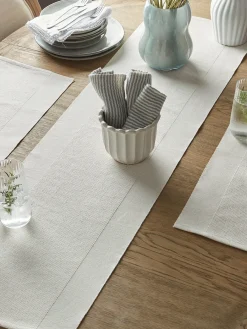 Cox & Cox Kitchen Accessories & Tableware<Cotton Table Runner - Natural