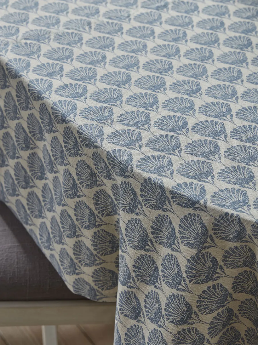 Cox & Cox Kitchen Accessories & Tableware<Cotton Tablecloth - Swedish Blue Print