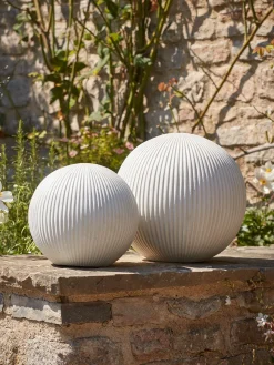 Cox & Cox Decorative Outdoors<Decorative Fluted Sphere