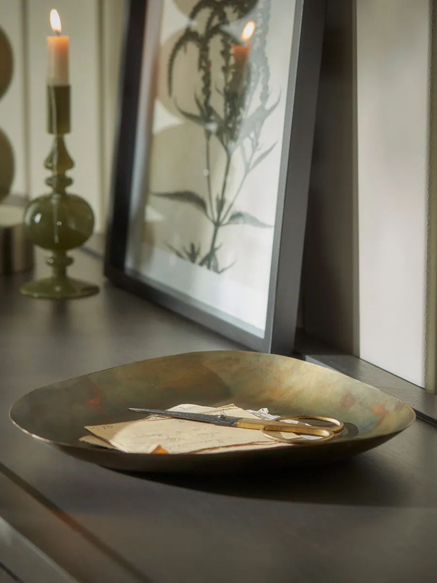 Cox & Cox Bowls, Dishes & Trinket Boxes<Distressed Brass Effect Tray - Large