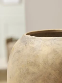 Cox & Cox Vases<Distressed Cement Vase