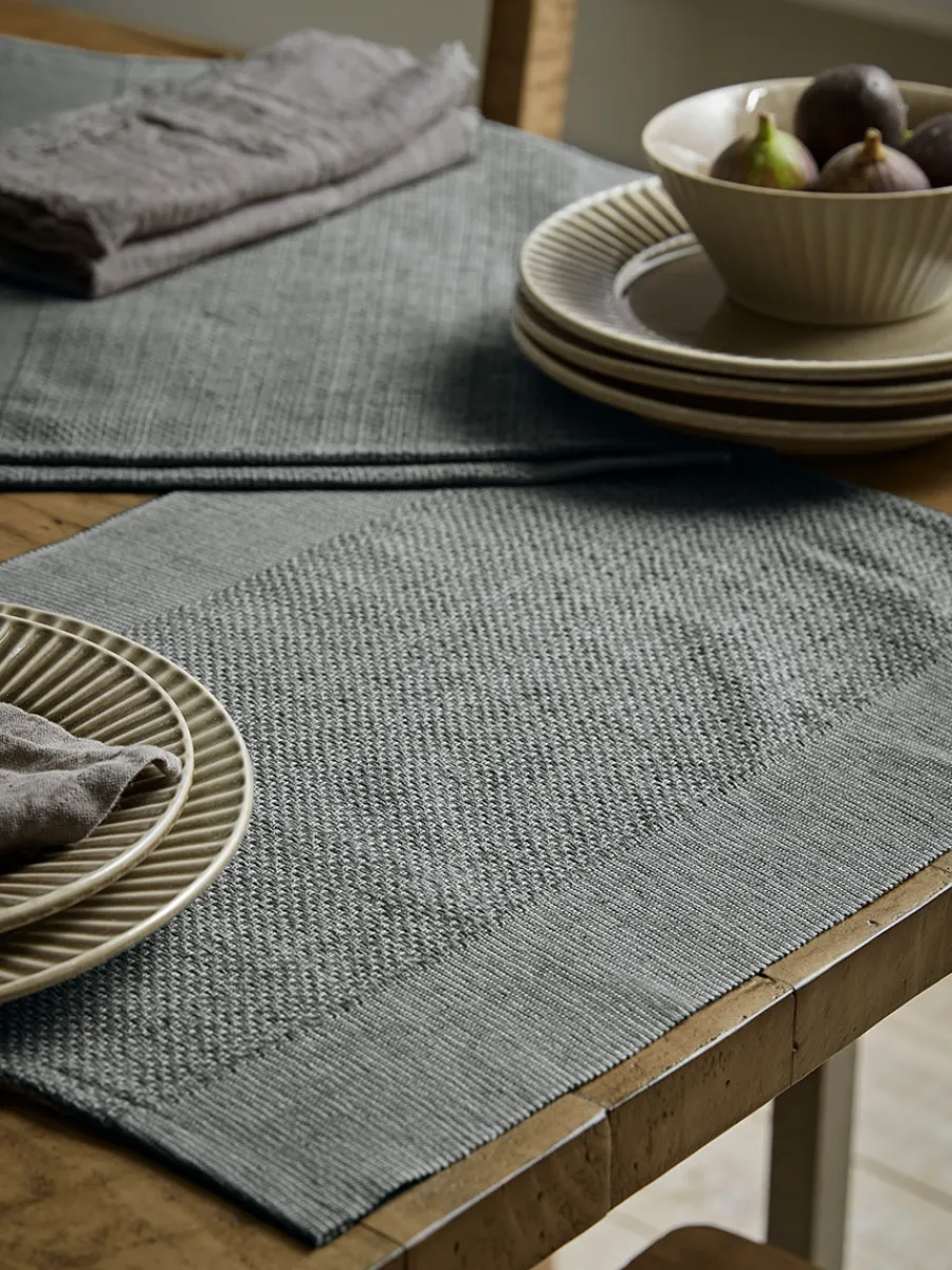 Cox & Cox Kitchen Accessories & Tableware<Four Cotton Placemats - Grey