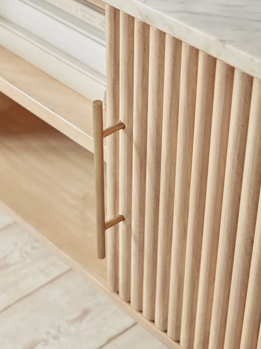 Cox & Cox Media Units<Freja Media Unit