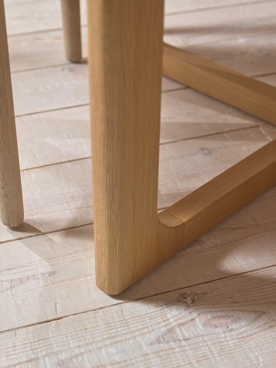 Cox & Cox Dining Tables<Gyda Round Dining Table