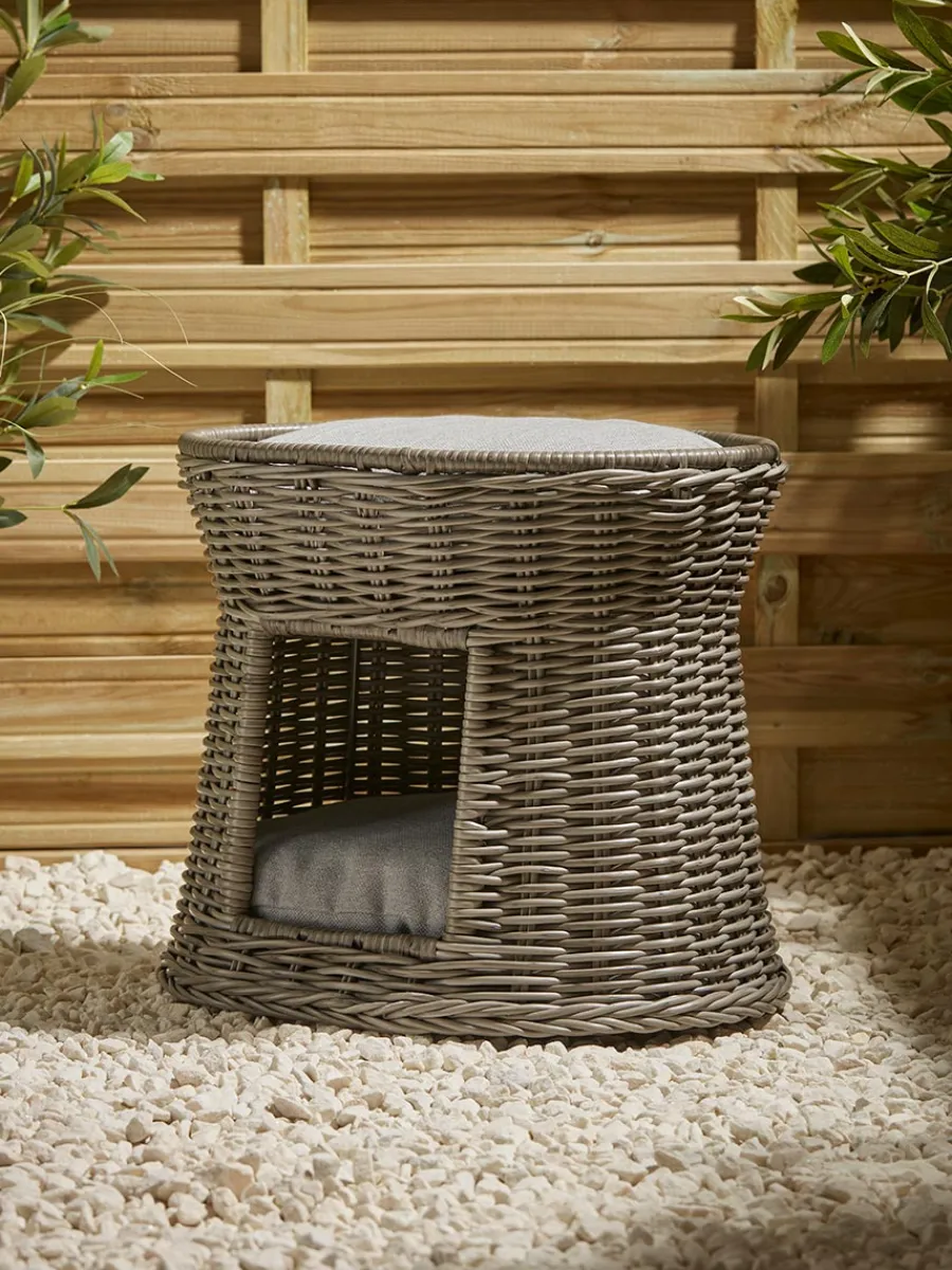 Cox & Cox Pet Beds|Pet Beds<Indoor Outdoor Sybil Petbed