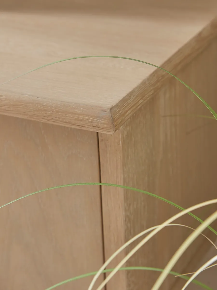 Cox & Cox Media Units<Katara Media Unit