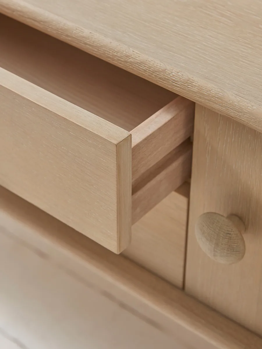 Cox & Cox Media Units<Katara Media Unit