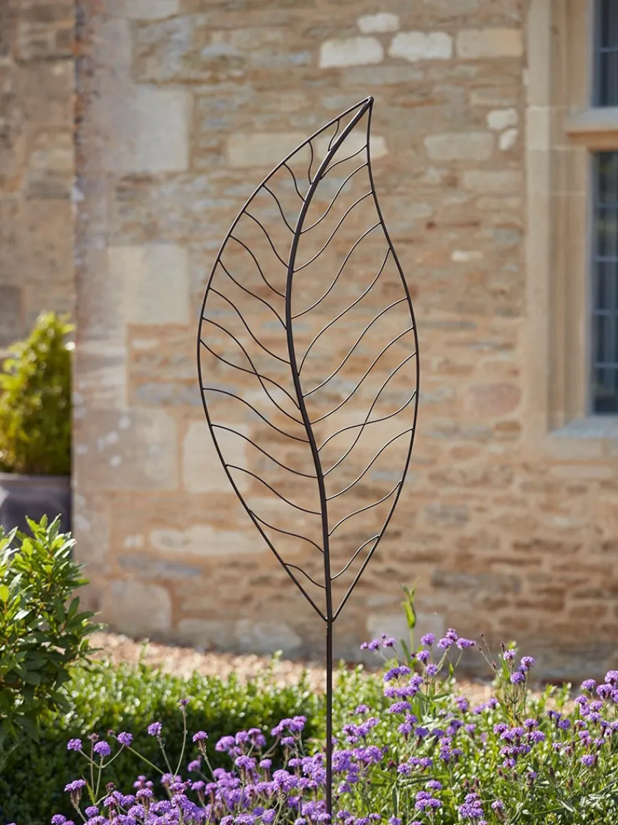 Cox & Cox Decorative Outdoors<Leaf Stake Décor