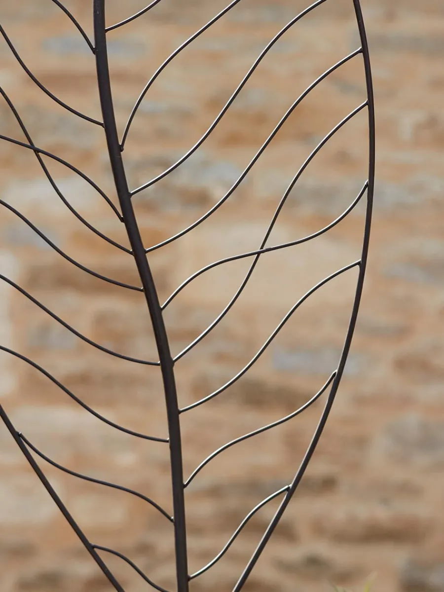 Cox & Cox Decorative Outdoors<Leaf Stake Décor