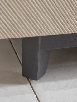 Cox & Cox Media Units<Lilja Media Unit