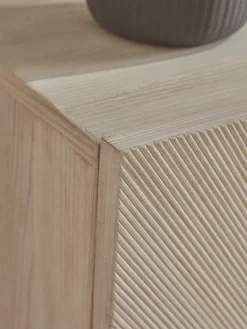 Cox & Cox Media Units<Lilja Media Unit