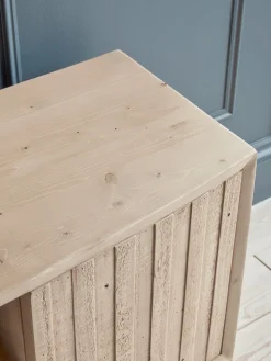 Cox & Cox Media Units<Lyra Media Unit