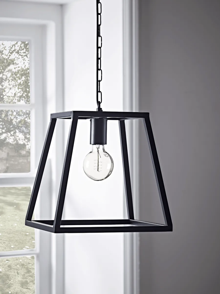 Cox & Cox Pendants<Metal Trapeze Pendant - Black