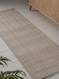 Cox & Cox Rugs|Rugs<Natural Chevron Flatweave Runner