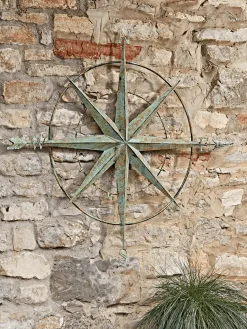 Cox & Cox Decorative Outdoors<Outdoor Distressed Compass