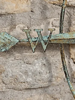 Cox & Cox Decorative Outdoors<Outdoor Distressed Compass