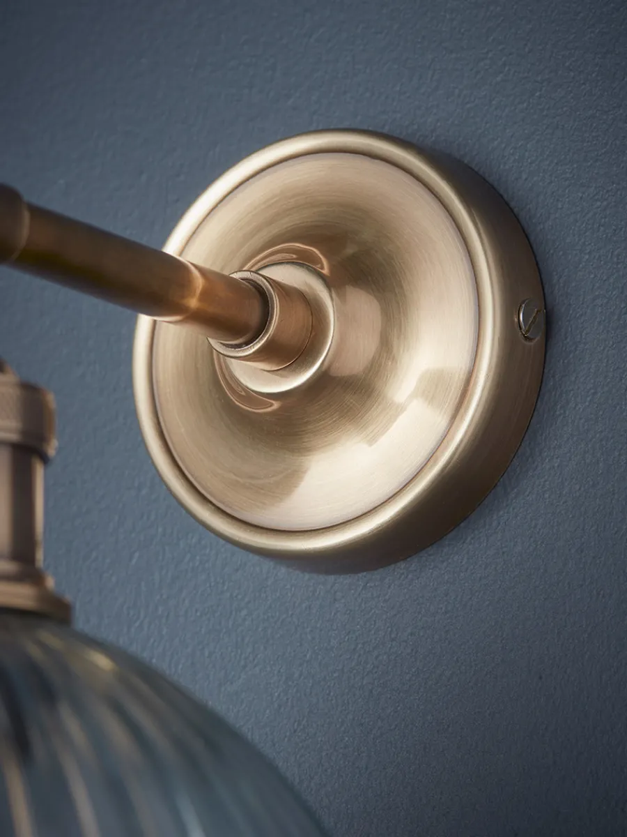 Cox & Cox Wall Lights<Reeded Glass Wall Light