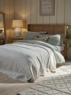 Cox & Cox Bedding|Bedding<Sandringham Bedspread