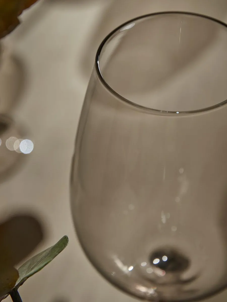 Cox & Cox Kitchen Accessories & Tableware|Glassware<Six Smoked Wine Glasses