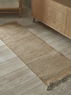 Cox & Cox Runners|Runners<Sliema Runner