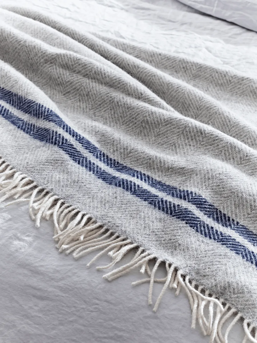 Cox & Cox Throws<Soft Wool Throw - Blue French Stripe