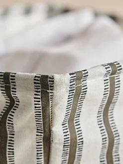 Cox & Cox Laundry Baskets|Laundry Baskets<Striped Laundry Basket