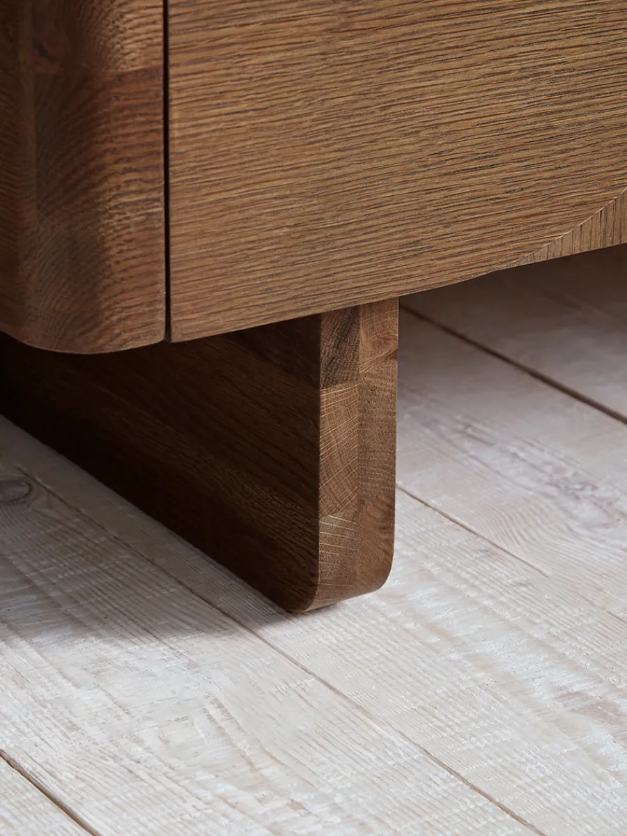 Cox & Cox Media Units<Tena Media Unit