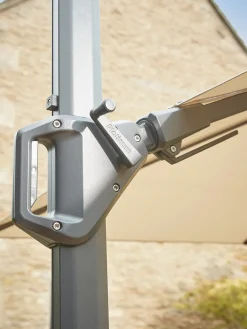 Cox & Cox Parasols & Sunshades<The Ultimate Square Cantilever Parasol Set - Champagne