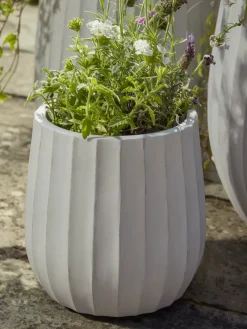 Cox & Cox Plant Pots & Troughs<Three Dove Grey Fluted Planters - Large