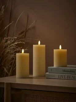 Cox & Cox Candle Holders<Three Remote Controlled LED Candles