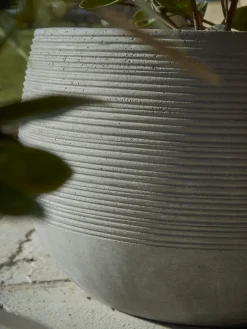 Cox & Cox Plant Pots & Troughs<Three Ribbed Concrete Planters