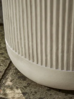 Cox & Cox Plant Pots & Troughs<Three Ribbed Planters