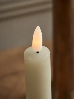 Cox & Cox Candle Holders<Two LED Faux Dinner Candles