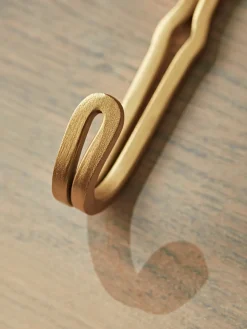 Cox & Cox Hooks & Hook Racks<Two Looped Brass Hooks