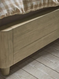 Cox & Cox Beds, Headboards & Mattresses<Valletta King Size Bed