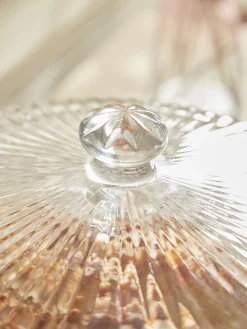 Cox & Cox Kitchen Accessories & Tableware<Vintage Style Covered Cake Stand